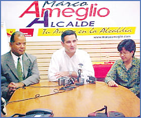 Ameglio Presenta Su N Mina Para La Alcald A Ameglio Junto A Sus Dos